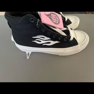 Straye flame high tops! New in box!